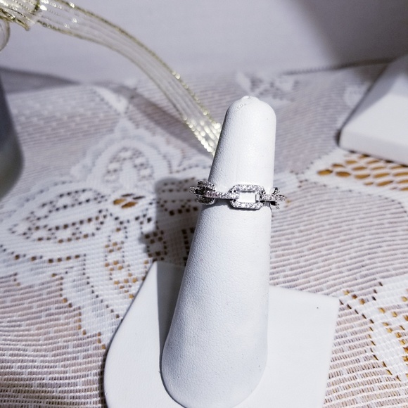 Silver crystal links ring "only 1-Very unique " - Picture 5 of 5